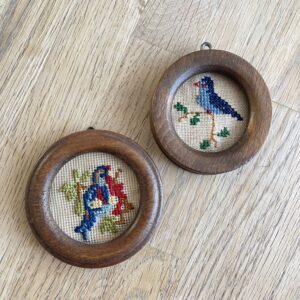 Setje borduurwerkschilderijtjes