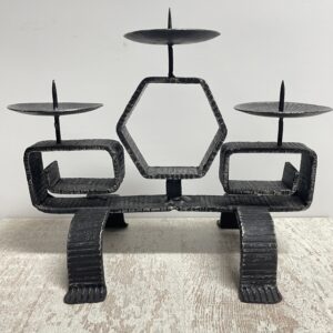 Bijzondere brutalist kandelaar