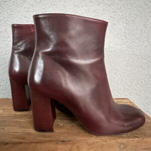 Bordeaux laarsjes Gestuz mt 37
