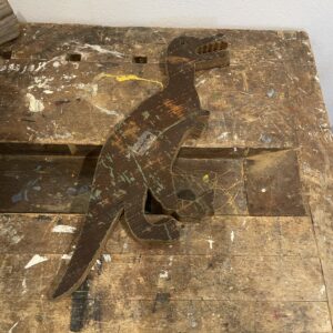 Sloophout Dino Raw Materials bruin